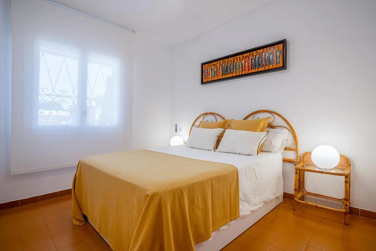 Apartament Beach House Cambrils Apartamento En Primera Linea De Playa